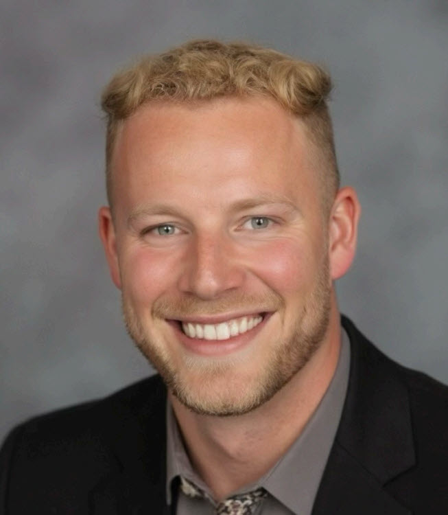 Ryan Trailer Headshot